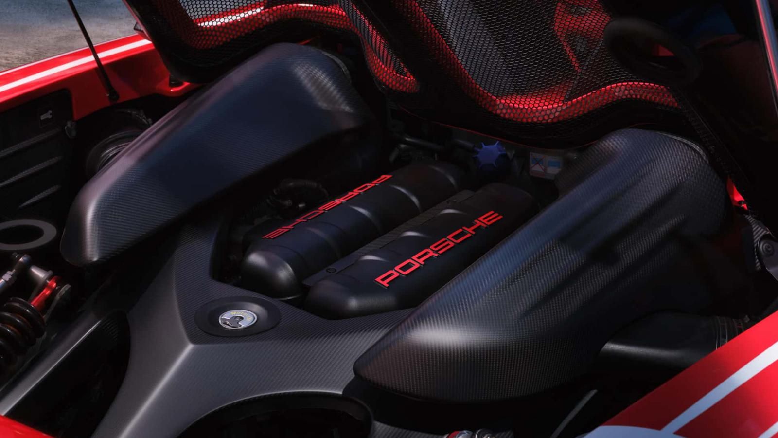 Η Porsche έκανε στην κυριολεξία καινούργια μία Carrera GT του 2005!